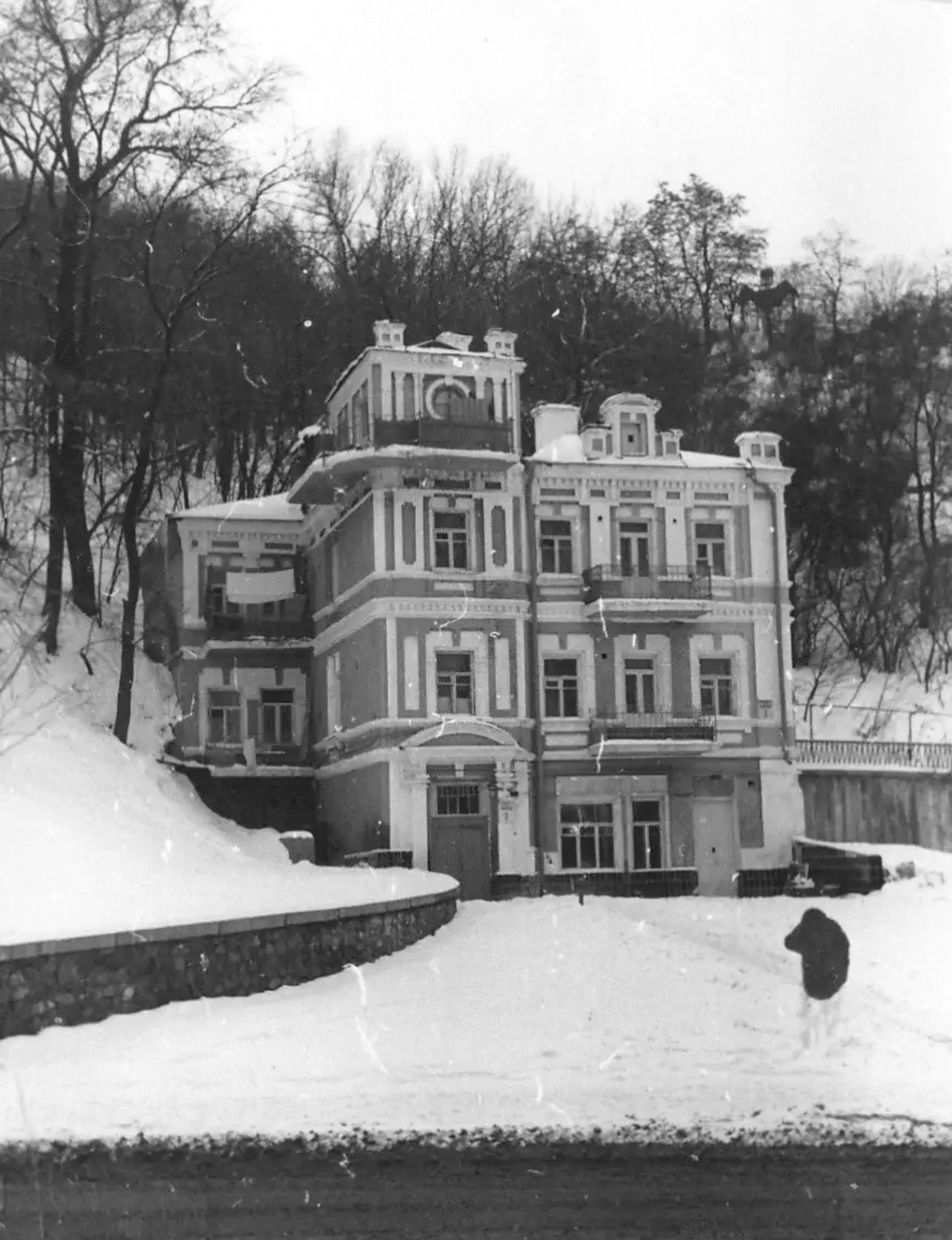 Флігель у садибі М. Казанського. Фото 1980 1990-х років